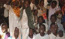 Darfur/Sudan: Kinder in einer von UNICEF unterst�tzten Schule